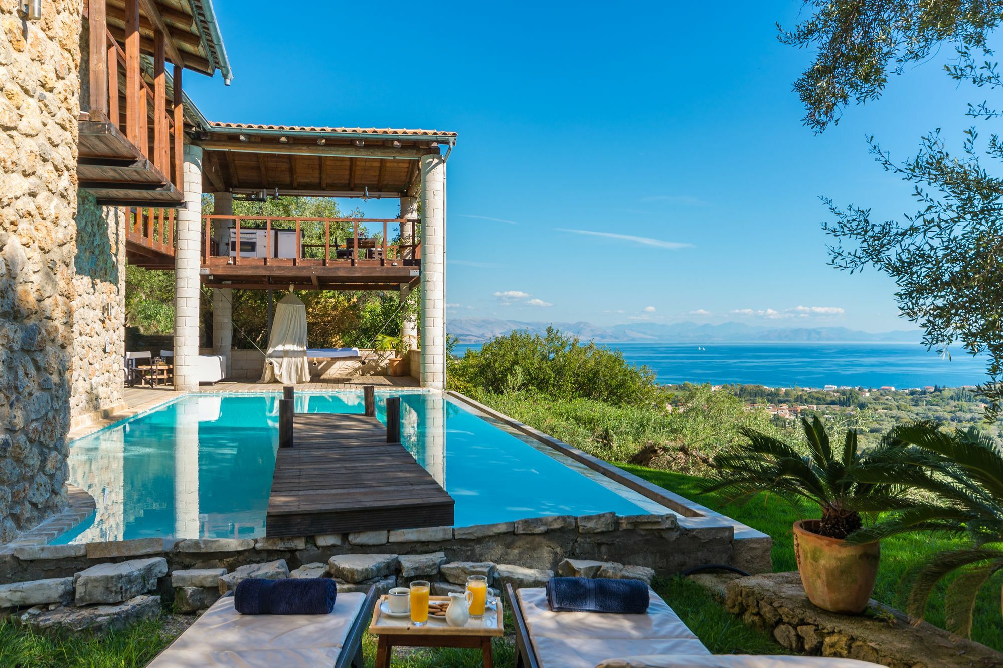 Villa Bournella Ipsos Exteriér fotografie